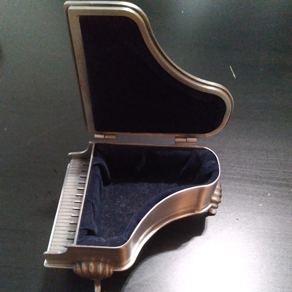 Pianos jewelry box - Picture 1 of 3